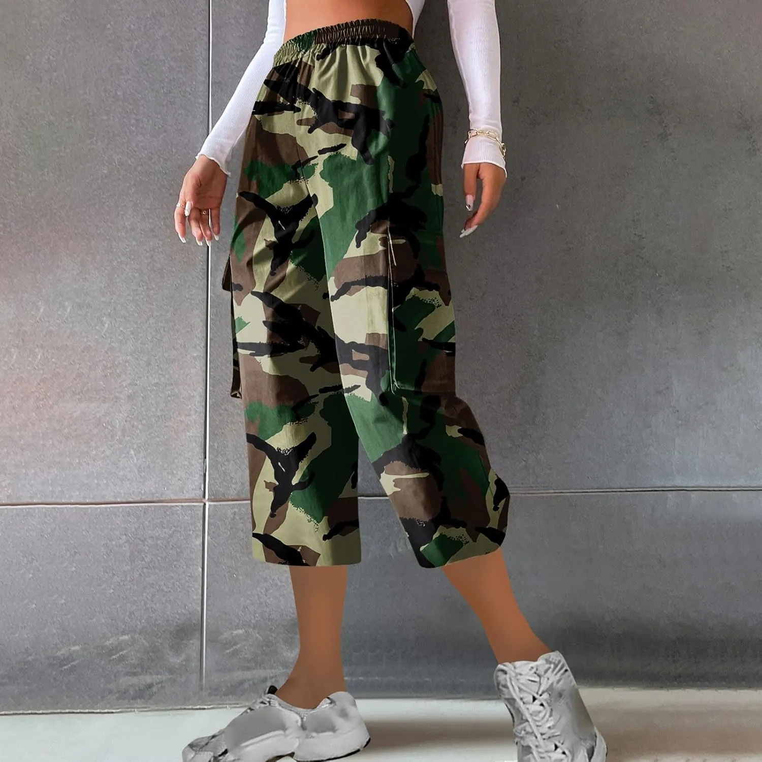 Camo Printed Pants for Womens Training Workout Running Sweatpants Casual Elastic Waist Cropped Trousers with Pockets