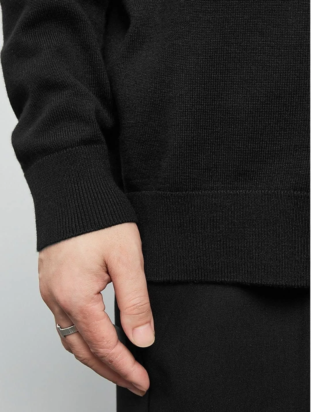 Kinkia Men's V Neck Cardigan Sweater Long Sleeve Button Down Solid Color Knitted Sweaters