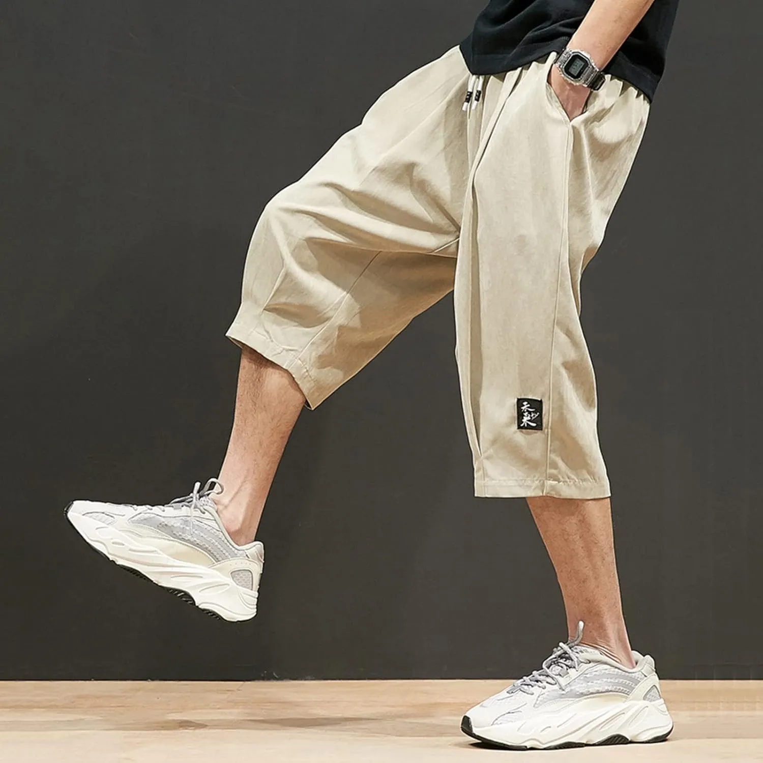 Men's Casual Shorts 3/4 Jogger Capri Pants Breathable Elastic Waist Below Knee Short Pants with Pockets Yoga Harem Pants