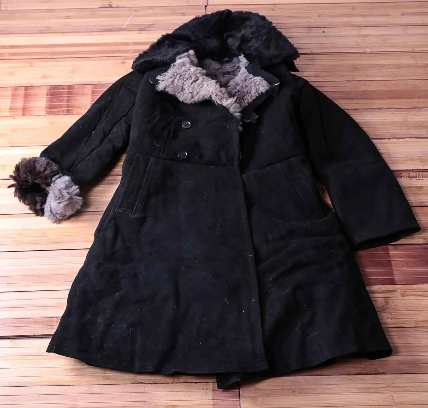 Russian Sheepskin Leather Coat – Waterproof, Windproof Handmade Shearling Jacket