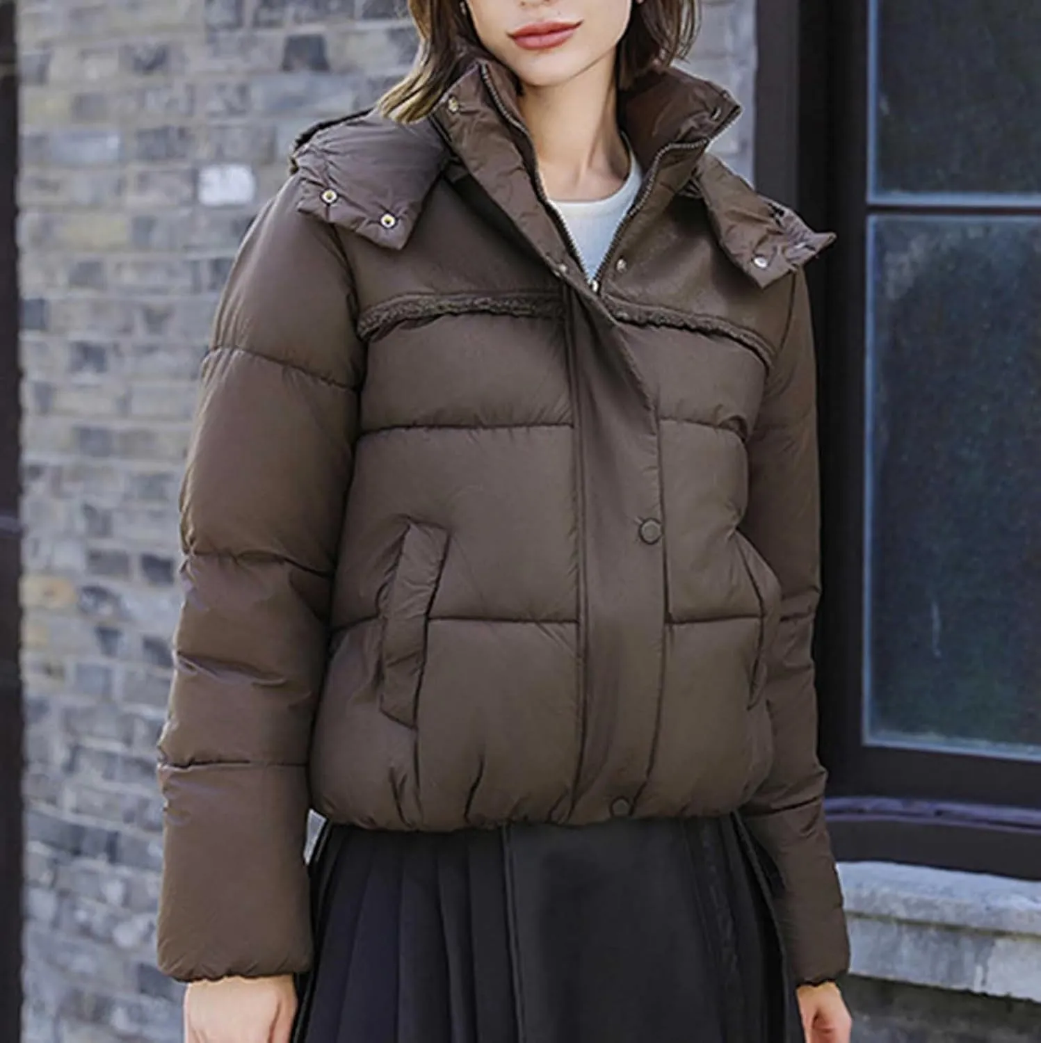 XUNRYAN Winter Coat Women Short Puffer Jackets Hooded Warm Parka Zip Up Down Coat Casual Thick Anorak Parka Outerwear Pockets
